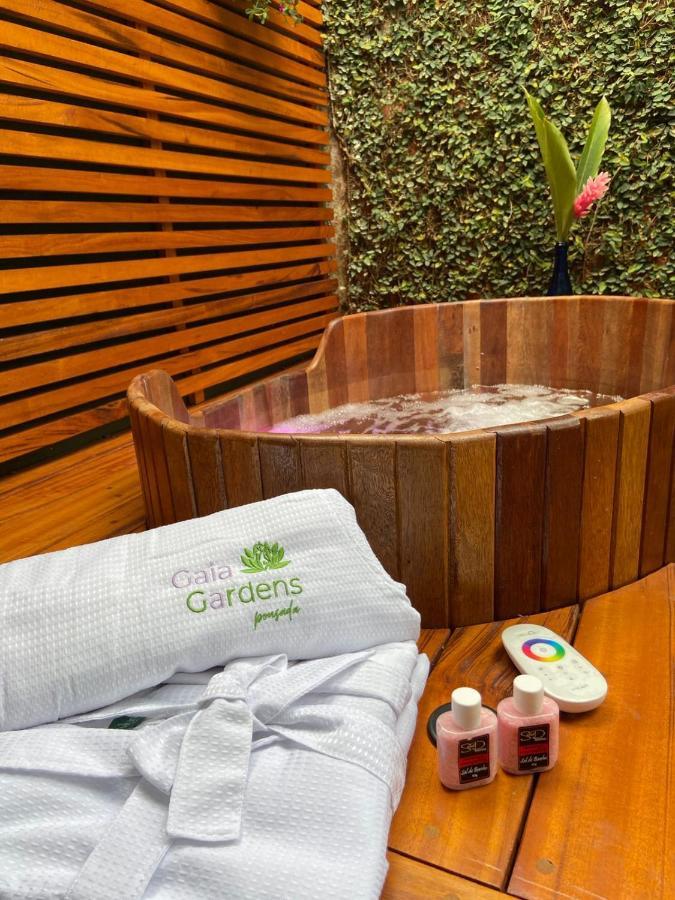 Velinn Gaia Gardens Parati